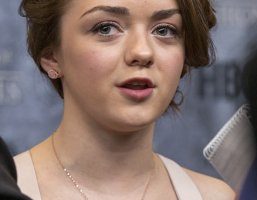famous-people-from-somerset-maisie-williams