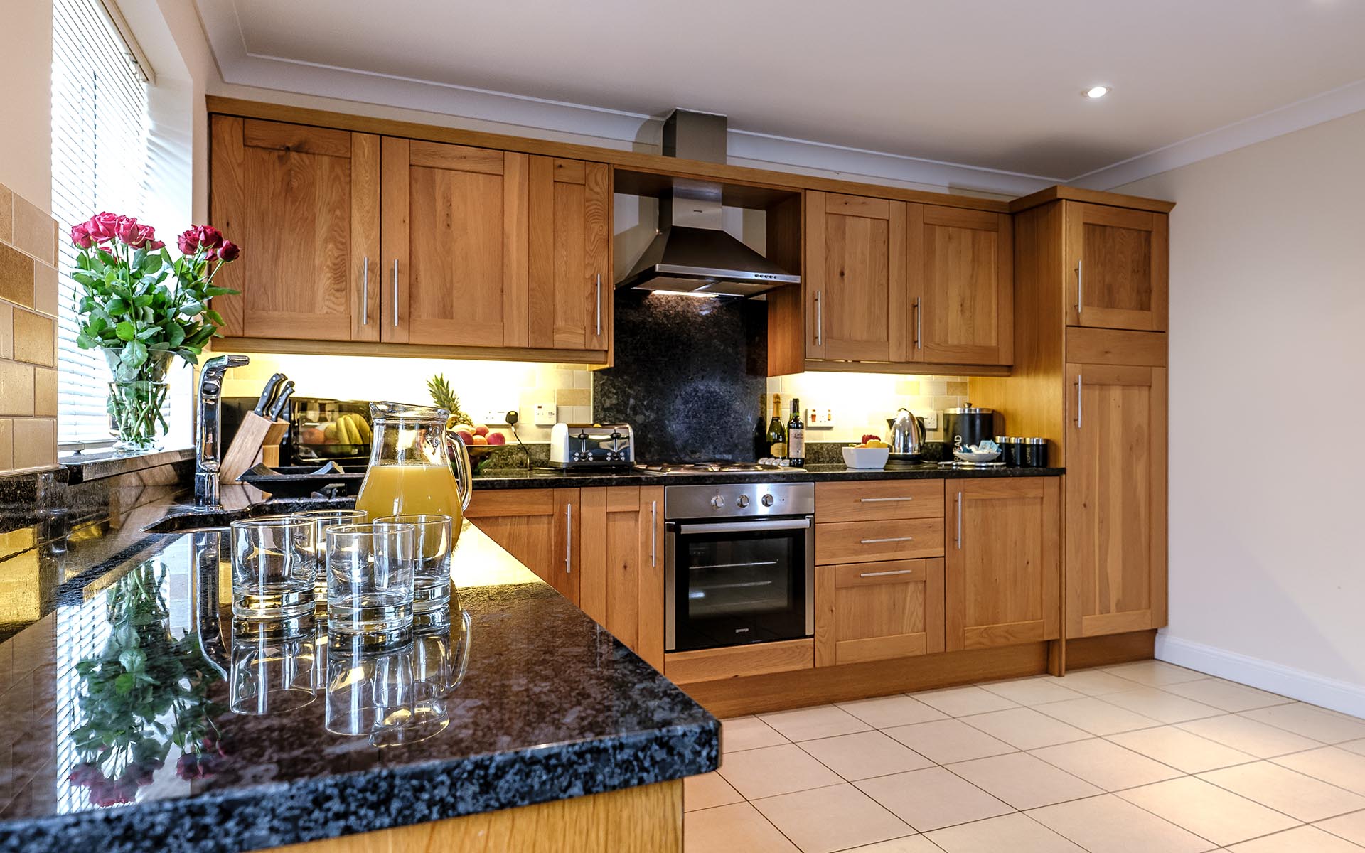 somerset-self-catering-accommodation-for-keyworkers-kitchen-size